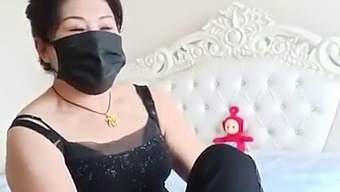 Older Asian Woman Craving Sex