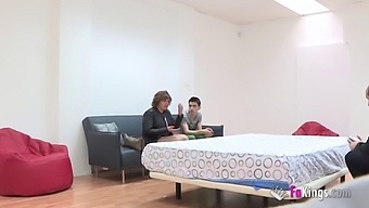 Teen Gordita Vuelve Con Su Marido Con Una Follada Caliente Con Jordi El Nino Polla