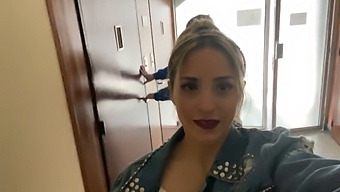 Espanol Babe Divina Maru Mendapatkan Pantatnya Diisi Dengan Sperma Setelah Bercinta Dengan Penuh Semangat